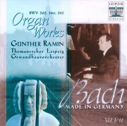 Gunther Ramin Plays Bach on the Thomaskirche Organ, Leipzig: Toccata and Fugue in D Minor, BWV 565; Prelude and Fugue in F Major, BWV 540; Prelude, Largo, and Fugue in C Major, BWV 545 (two versions)