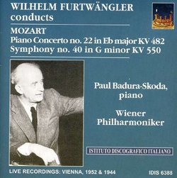 Furtwangler Conducts