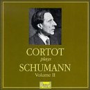 Plays Schumann 2