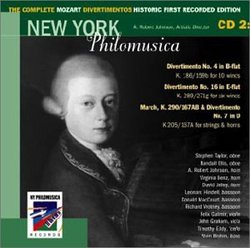 The Complete Mozart Divertimentos: Historic First Recorded Edition: CD 2