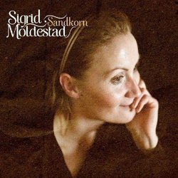 Sandkorn by Sigrid Moldestad
