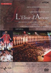 Donizetti - L'Elisir d'Amore / Esposito, Machado, Marrucci, Canzian, Schrott, Muus, Macerata Opera