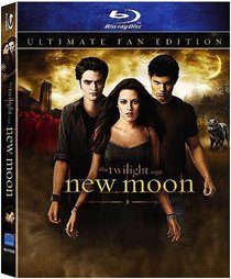 The Twilight Saga: New Moon (Ultimate Fan Edition Blu-ray with Lenticular Packaging & Bonus Footage) [Blu-ray]