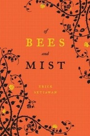 Of Bees and Mist (Large Print)