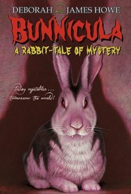 Bunnicula: A Rabbit-Tale Of Mystery (Turtleback School & Library Binding Edition) (Bunnicula Books (Prebound))