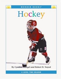 Hockey (Wonder Books Level 2 - Sports)