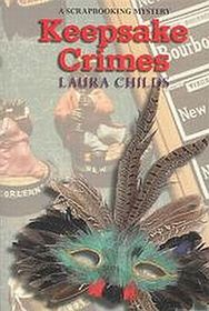 Keepsake Crimes (Scrapbooking Mystery, Bk 1) (Large Print)