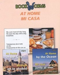 At Home / Mi Casa (Bookworms)