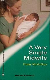 Harlequin Medical - Large Print - A Very Single Midwife