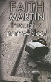 Through a Narrow Door (Hillary Greene, Bk 5) (Large Print)