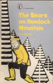 THE BEARS OF HEMLOCK MOUNTAIN (YOUNG PUFFIN BOOKS)