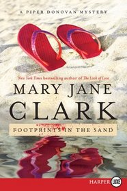 Footprints in the Sand (Piper Donovan, Bk 3) (Larger Print)