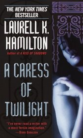 A Caress of Twilight (Meredith Gentry, Bk 2)