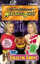 Case of the Giggling Ghost (New Adventures of Mary-Kate  Ashley (Paperback))