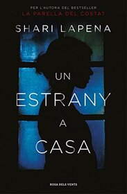 Un estrany a casa (A Stranger in the House) (Catalan Edition)