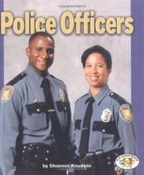 Police Officers (Pull Ahead Books)