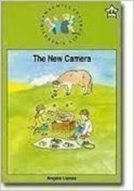 The New Camera (Macmillan Children's Library)