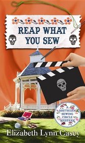 Reap What You Sew (Center Point Premier Mystery (Large Print))