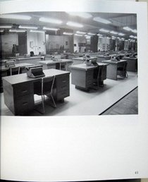 Candida Hofer: Innenraum : Fotografien 1979-1984 (Fuhrer des Regionalmuseums) (German Edition)