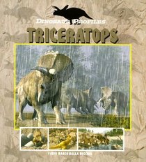 Dinosaur Profiles: Triceratops (Dinosaur Profiles - P)