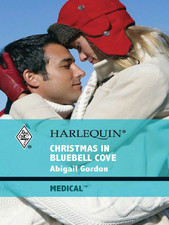 Christmas in Bluebell Cove (Harlequin Medical Romance, No 472)