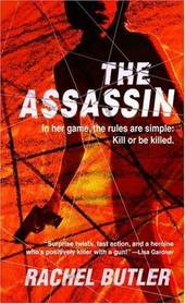 The Assassin (Selena McCaffrey, Bk 1) (Large Print)