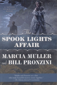 The Spook Lights Affair (Carpenter and Quincannon, Bk 2) (Large Print)