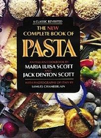 The new complete book of pasta: An Italian cookbook