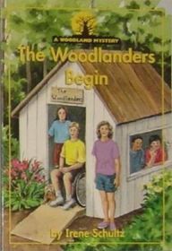 The Woodlanders Begin (Woodland Mysteries)