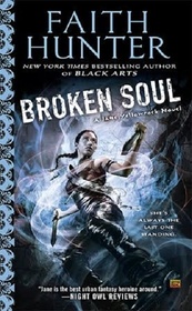 Broken Soul (Jane Yellowrock, Bk 8)