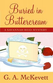 Buried in Buttercream (Savannah Reid, Bk 17) (Large Print)