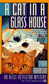 A Cat in a Glass House (Alice Nestleton, Bk 7)