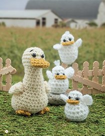 Crochet a Farm: 19 Cute-as-Can-Be Barnyard Creations