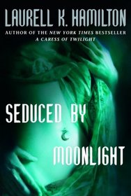 SEDUCED BY MOONLIGHT (MEREDITH GENTRY, NO 3)