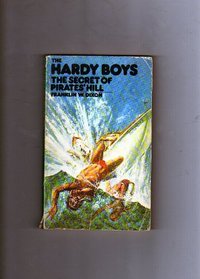 The Secret of Pirates' Hill (Hardy Boys, Book 36)
