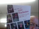 1000 Fuchsias: A Color Guide