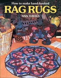 How to Make Hand-Hooked Rag Rugs