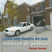 Que Hay Dentro De La Estacion De Policia?/ What's Inside a Police Station? (Bookworms) (Spanish Edition)