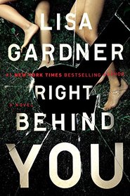 Right Behind You (Quincy & Rainie, Bk 7)