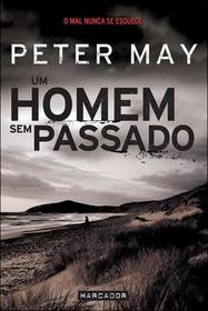 Um Homem Sem Passado (The Lewis Man) (Lewis, Bk 2) (Portuguese Edition)