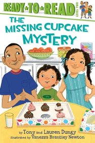 The Missing Cupcake Mystery (Ready-to-Read, Level 2)