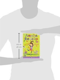 Amelia Bedelia Chapter Book #5: Amelia Bedelia Shapes Up (special edition)