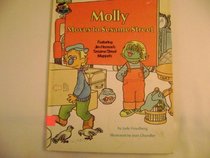 Molly Moves to Sesame Street (Sesame Street Book Club)
