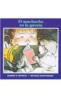 The Boy in the Drawer /Muchacho En La Gaveta (Spanish Edition)