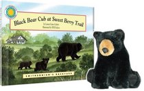 Smithsonian Backyard Collection: Black Bear Cub at Sweet Berry Trail (Smithsonian's Backyard Collection)