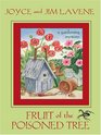 Fruit of the Poisoned Tree  (Peggy Lee, Bk 2) (Large Print)