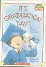 It's Graduation Day (Hello Reader Chapter Book)