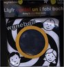 Wynebau Llyfr Cyntaf UN I Fabi Bach Baby's Very First Book