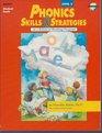 Phonics Skills and Strategies in a Balanced Reading Program Level 3 Student Bk