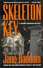 Skeleton Key (Gregor Demarkian, Bk 16)